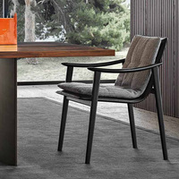 Tables de restaurant modernes chaises avec sièges en cuir et bois doux pour manger en plein air école hôtel-expédition facile pour le Moyen-Orient