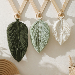 Tapiz decorativo de hojas de macramé bohemio hecho a mano con anillos de madera para decoración del hogar rústico bohemio regalo de guardería - Product Image 2