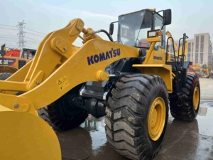 Komatsu WA470-3 Front Loader Wheel Excavator 4 Ton Rated Load 12900kg Machine Weight 114W Power Chinese Original Export 2022 - Product Image 6