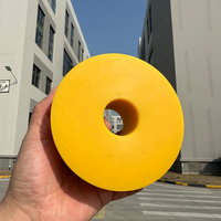 Poulie en nylon jaune MC usinée avec précision, résistante à l'huile, sur mesure, pour utilisation en équipement de machinerie lourde