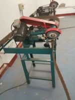 Affûteuse automatique pour lame de scie à ruban