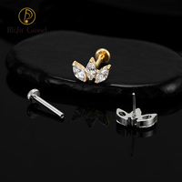 Anting-anting tusuk titanium tanpa ulir, model triple marquise CZ, bunga opal cluster, untuk piercing tulang rawan, helix, dan tragus.