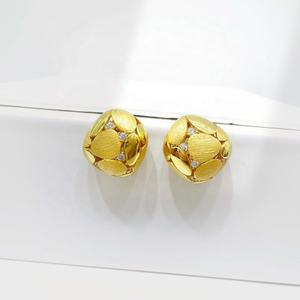 Precio de fábrica, plata 925, pendientes cuadrados únicos de plata de ley, elegantes, hipoalergénicos, geométricos, chapados en oro de 14k. - Product Image 5