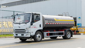 Article populaire : Camion pulvérisateur d'eau SAIC Yuejin 4X2 à moteur diesel, réservoir de 9300L, humidificateur routier, pompe Euro 6, portée 15-30m - Product Image 5