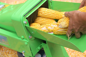 Mini décortiqueuse de maïs Prix d'usine Haute efficacité Mais Drescher - Product Image 2