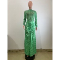 Nouvelle Collection Été 2026 – Ensemble 2 Pièces Imprimé en Maille : Haut à Col Montant et Manches Longues, Jupe Longue Moulante Froncée – Robe Élégante Verte