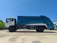Camion compacteur de déchets Dongfeng de 18 m³ pour la collecte des ordures