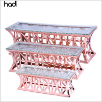 Supports de buffet arabes dorés modernes, équipement de restauration HD, plateau de service rectangulaire en verre, rehausseur, hôtels, restaurants, utilisation en cuisine