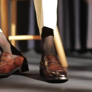 รองเท้าทางการธุรกิจแบบสลิปออนหนังแท้สำหรับผู้ชายสำหรับงานแต่งงานสไตล์ลำลองกันลื่นระบายอากาศได้ดี - Product Image 2