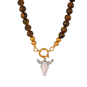 <span class=keywords><strong>Collier</strong></span> en gros, nouveau style vintage western cowboy, avec pendentif tête de taureau en résine, boucle circulaire en acier titane et perles en pierre naturelle - Product Image 6