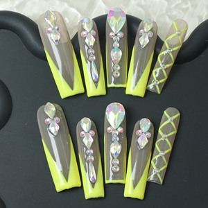 Faux ongles à presser faits main, longs, en acrylique de luxe, rose, forme cercueil, couvrance totale, avec strass étoiles, prix usine en gros - Product Image 3