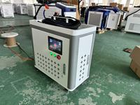 Machine de nettoyage au laser à fibre pulsée automatique haute efficacité 200W pour le bois, l'aluminium, la rouille, l'oxyde, la peinture, l'automobile, la marine