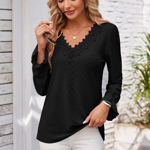 T-<span class=keywords><strong>shirt</strong></span> à <span class=keywords><strong>manches</strong></span> <span class=keywords><strong>longues</strong></span> ample à col en V brodé et à lacets pour femme OuYaan 2025 - Product Image 3