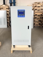 Stabilisateur de tension numérique LCD 50KVA 60KVA, type servo, monophasé AC 220V, régulateur de tension automatique AVR pour usage commercial
