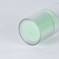 Bocaux en plastique PET recyclables de 50 ml avec pompe sans air rechargeable pour l'emballage de cosmétiques et de lotions de soin de la peau avec logo personnalisé
