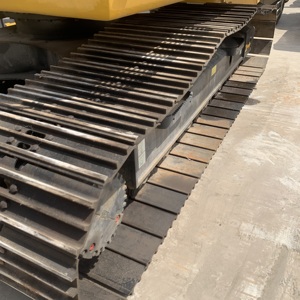 Excavadora de orugas Komatsu usada y bien mantenida de 21 toneladas, motor original de Japón, precio económico EPA - Product Image 6