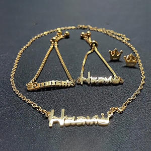 Dropshipping Parure bijoux gravé avec nom et lettre Bracelet collier avec pendentif personnalisé en acier inoxydable plaqué or 18 carats pour femmes - Product Image 4