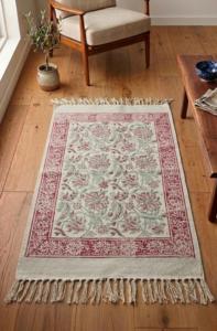 Tapis en coton imprimé floral rouge 4x6 fait main avec pompons, tapis bohème pour le salon, décoration de sol - Product Image 2