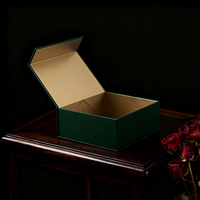 Boîtes cadeaux en carton rigide noir personnalisées de luxe avec logo, fermeture magnétique et gaufrage pour robes de mariée, sous-vêtements, fourrures, chaussettes