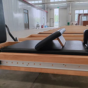 Reformer de Pilates Comercial de Madera de Haya con Riel Completo para Estudios de Yoga y Uso General - Product Image 2