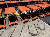 Plateforme élévatrice mobile hydraulique manuelle personnalisée, type ciseaux, à poussée manuelle, pour véhicules et plateformes de chargement, petit élévateur mobile