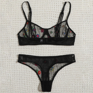 Nuevo conjunto de dos piezas de lencería sexy estilo europeo y americano, conjunto de camisón con encaje, moderno y cómodo. - Product Image 3