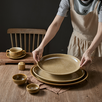 Plat de service moderne en céramique et porcelaine ST pour snacks, desserts, fruits, noix – Ensemble d'assiettes écologiques à motif végétal pour hôtels, restaurants et maisons