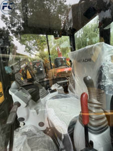 Mini Escavatore <span class=keywords><strong>Hitachi</strong></span> Zx 35 Originale Giapponese da 3.5 Tonnellate Usato Stabile, Piccolo Escavatore Cingolato Idraulico <span class=keywords><strong>Hitachi</strong></span> 35U - Product Image 6