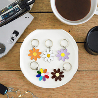 Gantungan Kunci Bunga Daisy Lucu Enamel Logam, Aksesoris Tas Kawaii, Liontin Kunci Mobil, Aksesoris DIY