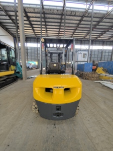 Montacargas Diésel Komatsu Usado de Alta Calidad, Original de Japón, de 2.5 y 3 Toneladas, Modelos FD25, FD30, FD50, en Oferta - Product Image 2