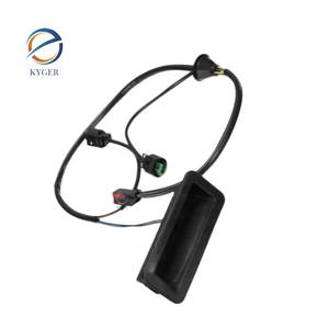 Pegangan pintu bagasi pintu belakang mobil dengan kabel LR002219 LR079909 untuk Land Rover FREELANDER 2 L359 <span class=keywords><strong>2.2</strong></span> 2006-2014 - Product Image 1