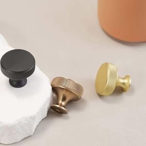 Tiradores de aluminio moleteados para gabinetes - Acabado negro mate de 30 mm, diseño moderno para cocina, sala de estar, uso en hoteles, ecológico - Product Image 2
