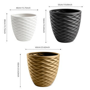 Maceta <span class=keywords><strong>de</strong></span> plástico con patrón <span class=keywords><strong>de</strong></span> diamante con diseño geométrico Superficie texturizada Maceta interior/exterior <span class=keywords><strong>para</strong></span> plantas - Product Image 6