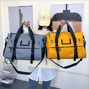 Borsa Sportiva Estiva con Separazione Asciutto/Bagnato, Borsa da Viaggio per Fitness in Oxford, Unisex - Product Image 3