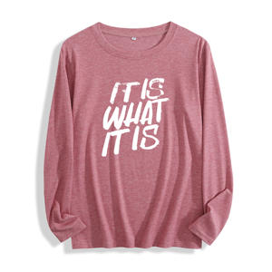 Tissu doux "<span class=keywords><strong>C</strong></span>'<span class=keywords><strong>est</strong></span> ce que <span class=keywords><strong>c</strong></span>'<span class=keywords><strong>est</strong></span> Typographie Graphique" T-shirt à manches longues Multi Couleurs - Product Image 3