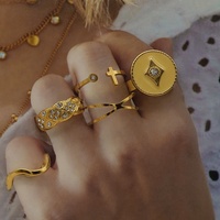 Ensemble de décoration à la main de luxe léger Bague ligne géométrique Bague diamant en acier inoxydable pour femmes
