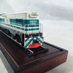 High-Detail Customizable Resin Train Model 3D <strong>Figurine</strong> 1:87 Scale <strong>Hand</strong>-painted High Quality Desktop Ornament Commercial Gift Art - Product Image 4
