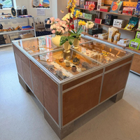 Comptoir de présentation en verre sur mesure pour magasin, vitrine autoportante pour l'affichage d'échantillons de bijoux et cadeaux