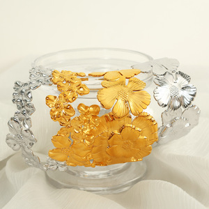 Camellia <b>Titanium</b> Steel Bracelet Flower Design Unisex Jewelry Wholesale - Product Image 2