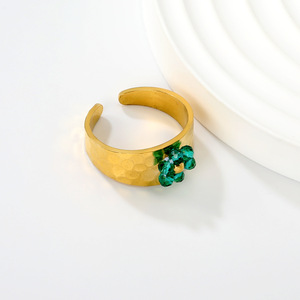 แหวนแฟชั่น แหวนทองรูปดอกไม้ แหวนเปิดฝังมุก ของขวัญเครื่องประดับสำหรับทุกเพศ - Product Image 4