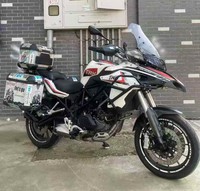 Moto tout-terrain d'aventure Benelli Trk502 500cc bicylindre refroidie par eau haute performance