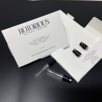 Juego de regalo de muestra de perfume personalizado Embalaje Botella de perfume de 4x2ml con caja Caja de muestra de perfume
