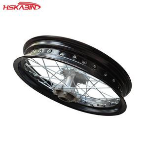 Nouvelles roues en aluminium KB Motocross 2.50X17" avec moyeux T2 argentés, garantie 1 an pour remplacement/réparation - Product Image 2