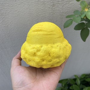 Modèle de boule de crème glacée italienne en gelée, souple et élastique, rose et coloré, de 4,3 pouces, pour décoration de tête de crème glacée, présentoir suspendu, accessoire cadeau, cuillère rouge - Product Image 3