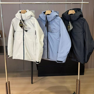 Chaqueta Ligera con Capucha para Hombre, Personalizada, para Exteriores, Impermeable, con Cierre, Resistente al Viento, Reversible - Product Image 1