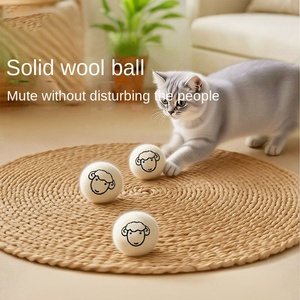 Boules de séchage en feutre 100 % naturelles et écologiques de haute qualité pour assouplir le linge, extra grandes, en laine de mouton - Product Image 1