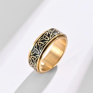 Anillo giratorio Triquetra celta de acero inoxidable, banda de nudos nórdicos, joyería vikinga para hombres, anillo antiestrés para aliviar el estrés, regalo personalizado - Product Image 4