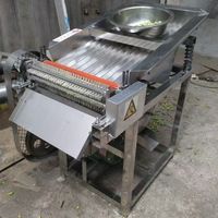 Machine de traitement des haricots verts, éplucheur de pois, écaleur de soja, décortiqueur de pois, éplucheur de haricots mungo, machine de décorticage et de décorticage de l'edamame