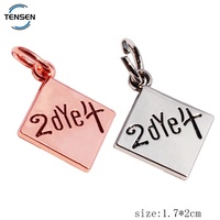 Étiquettes de marque en métal personnalisées, alliage de zinc, or rose, breloques à suspendre, pendentif en or plaqué pour porte-clés, style religieux chrétien