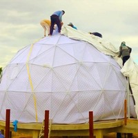 Tentes dôme géodésiques de glamping pour l'extérieur avec salle de bain pour solutions hôtelières Domos Tienda De Lujo